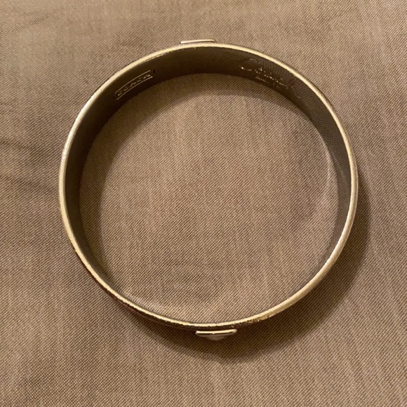 Coach silver bangle in excellent condition. - Picture 2 of 3
